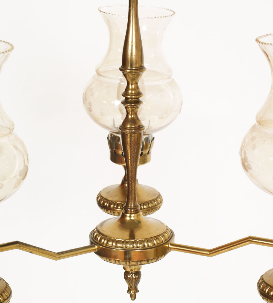 Lampadario per salotto moderno: arredare con mobili antichi e ... Lampadari in legno moderni