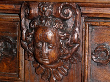 italian-antique-sideboard-renaissance-MAE59-2