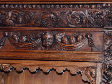 italian-antique-sideboard-renaissance-MAE59-3